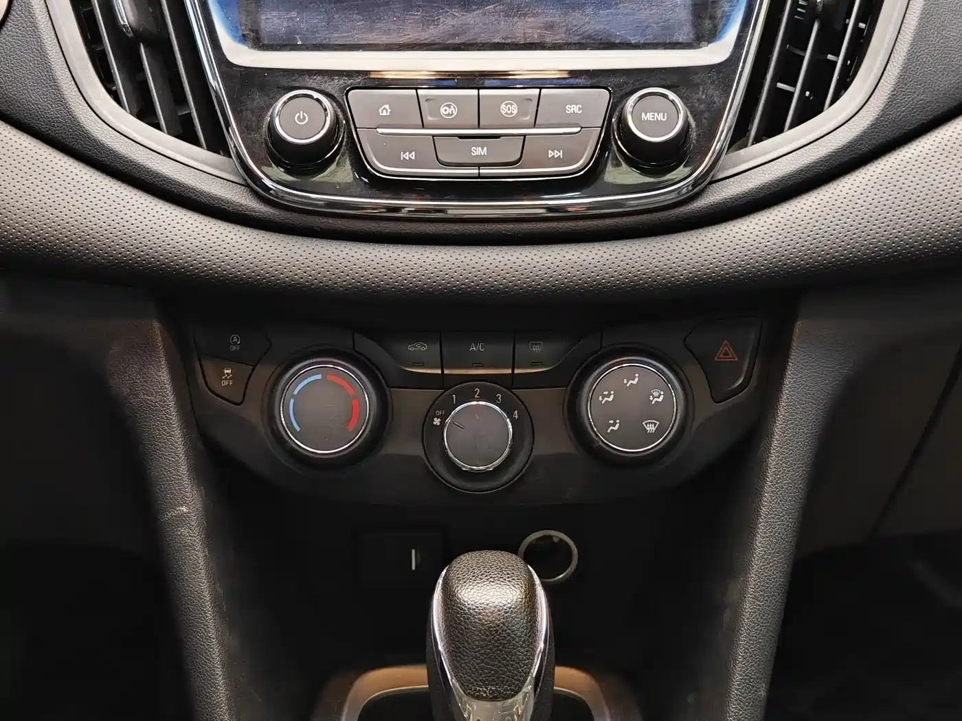 Chevrolet Monza 2020 Mild Hybrid Redline 320T Dual-Clutch Refreshing Edition фото 17