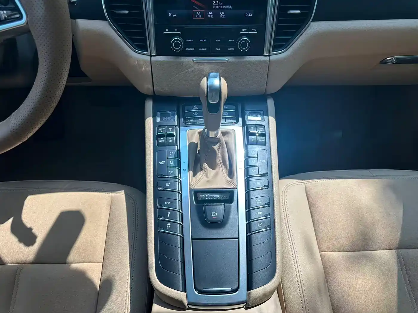 Porsche Macan 2017 Macan 2.0T фото 18