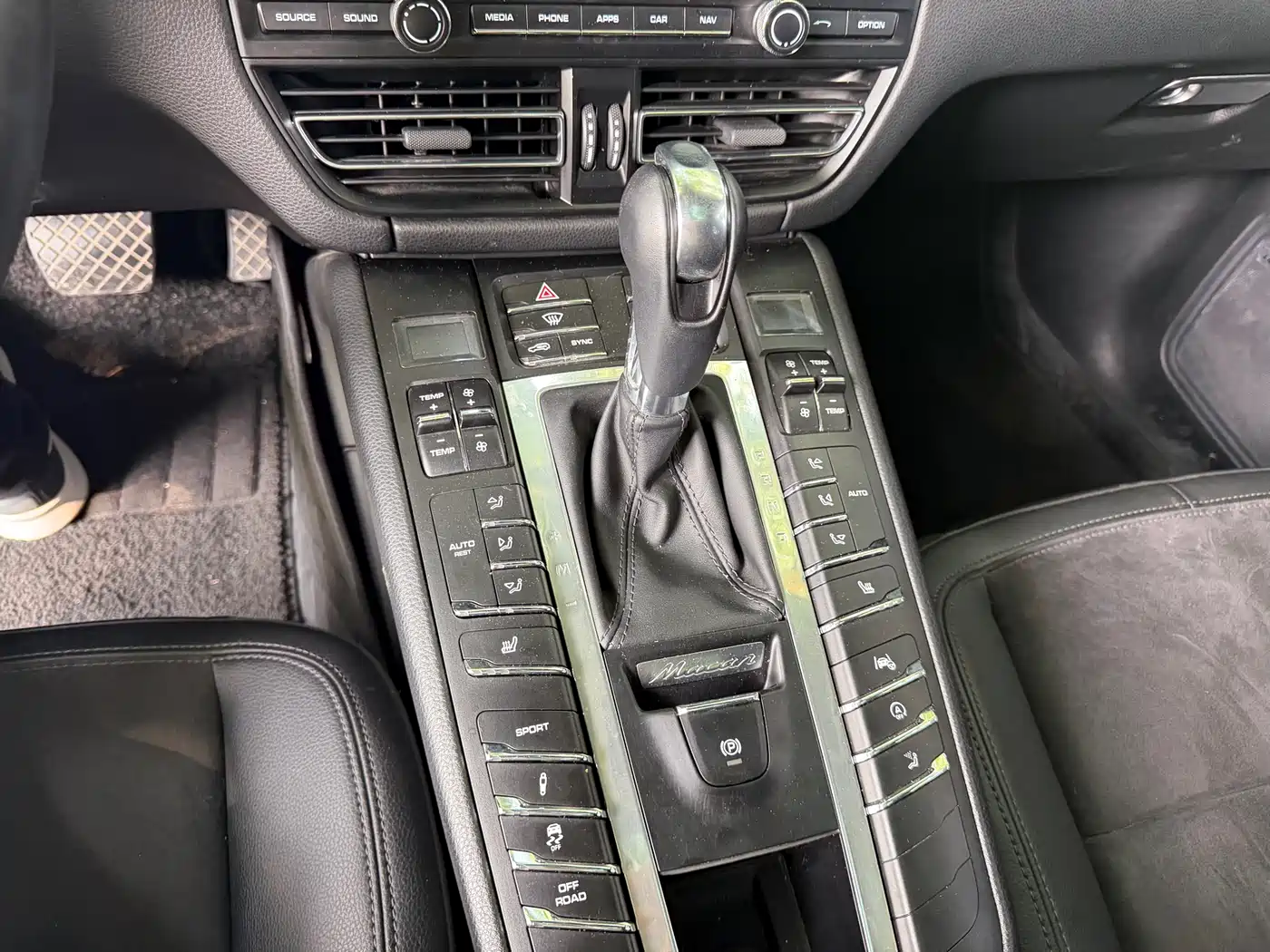 Porsche Macan 2018 Macan 2.0T фото 20