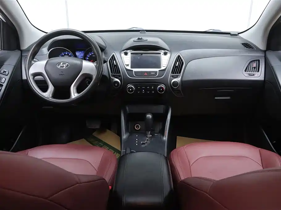 Hyundai Beijing Hyundai ix35 2015 2.0L Automatic 2WD Comfort China V фото 21