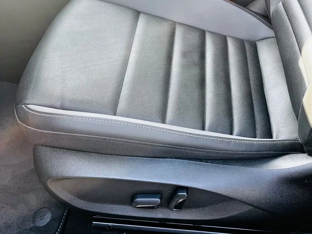 Volkswagen Sagitar 2021 280TSI DSG Surpassing Edition фото 13