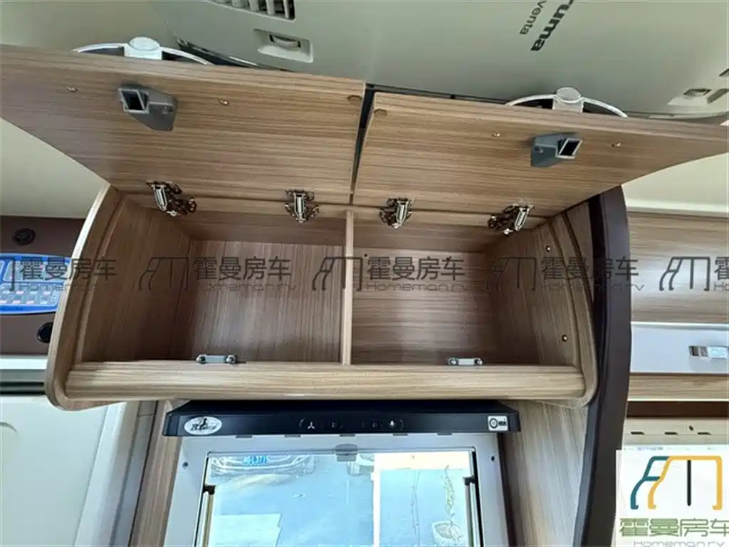 North RV North Dream Chaser 2019 2019 Base Model