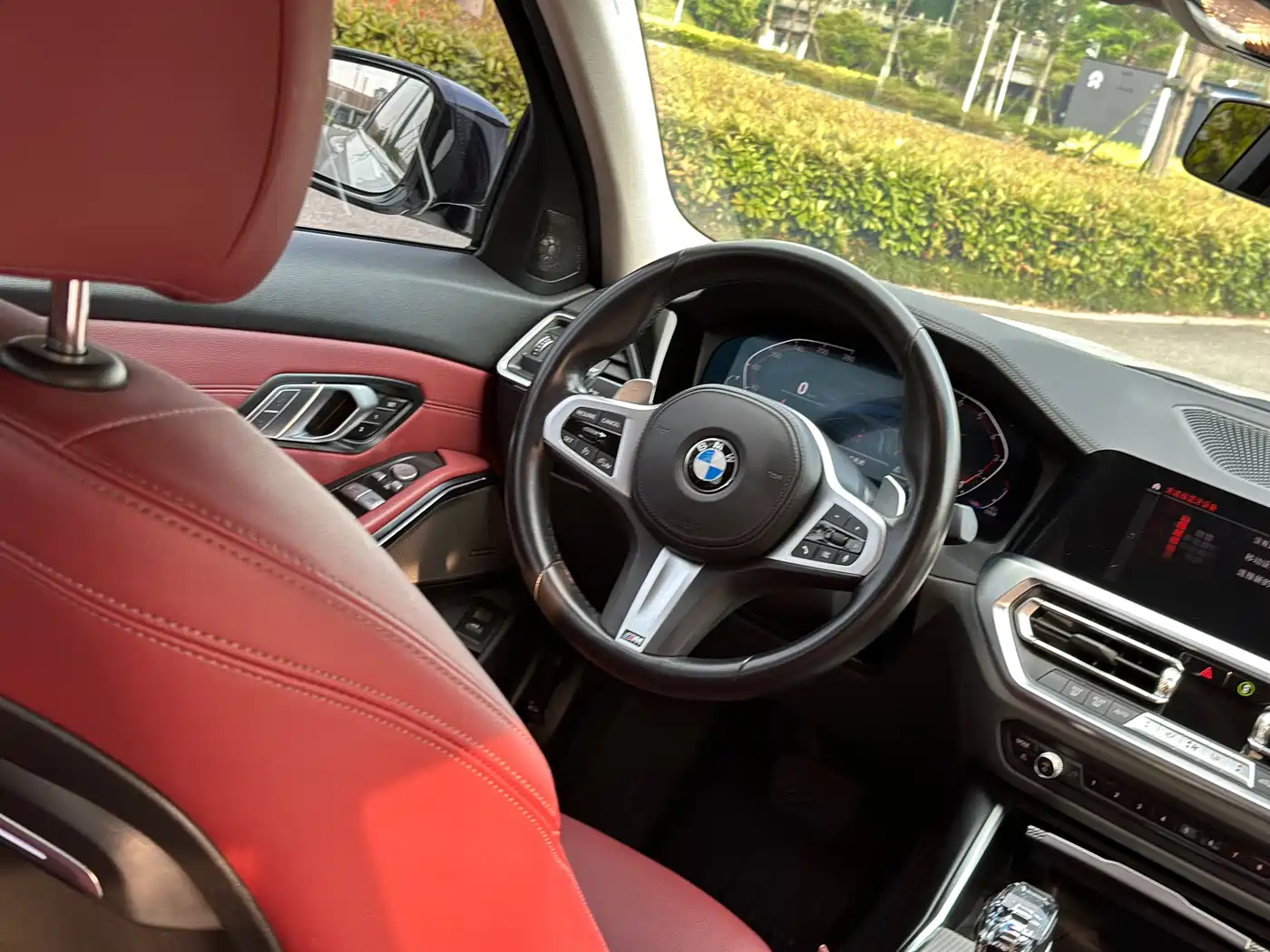 BMW 3 Series 2022 325Li M Sport Shadow Edition фото 11
