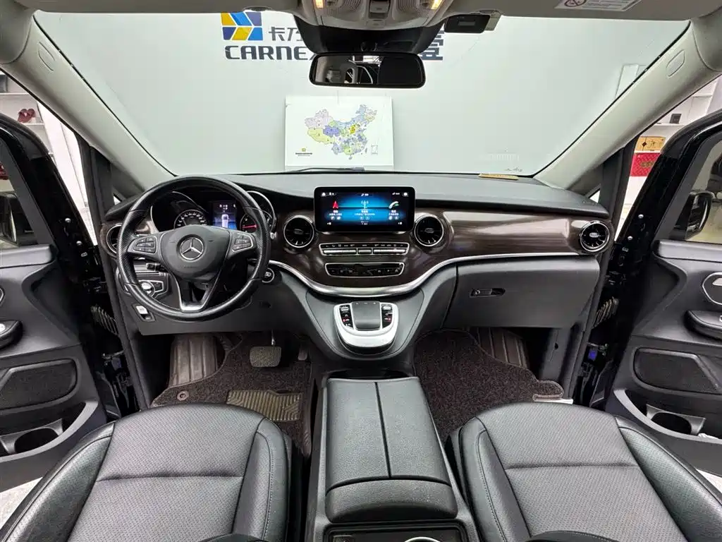 Mercedes-Benz V-Class 2020 V 260 Navigator Edition фото 9