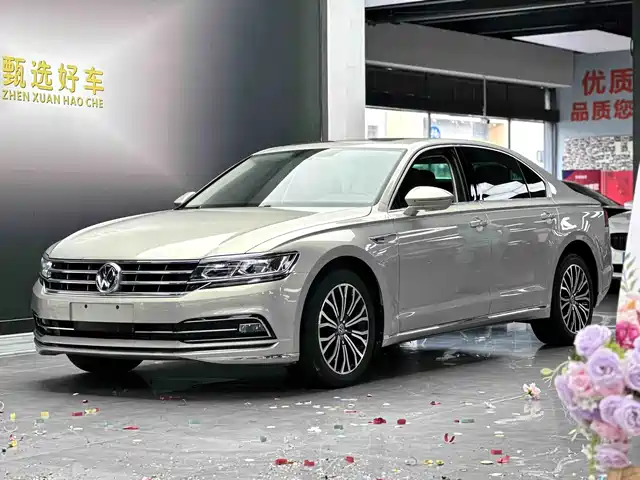  Volkswagen Volkswagen Phideon 2018 Facelift 380TSI FWD Business
