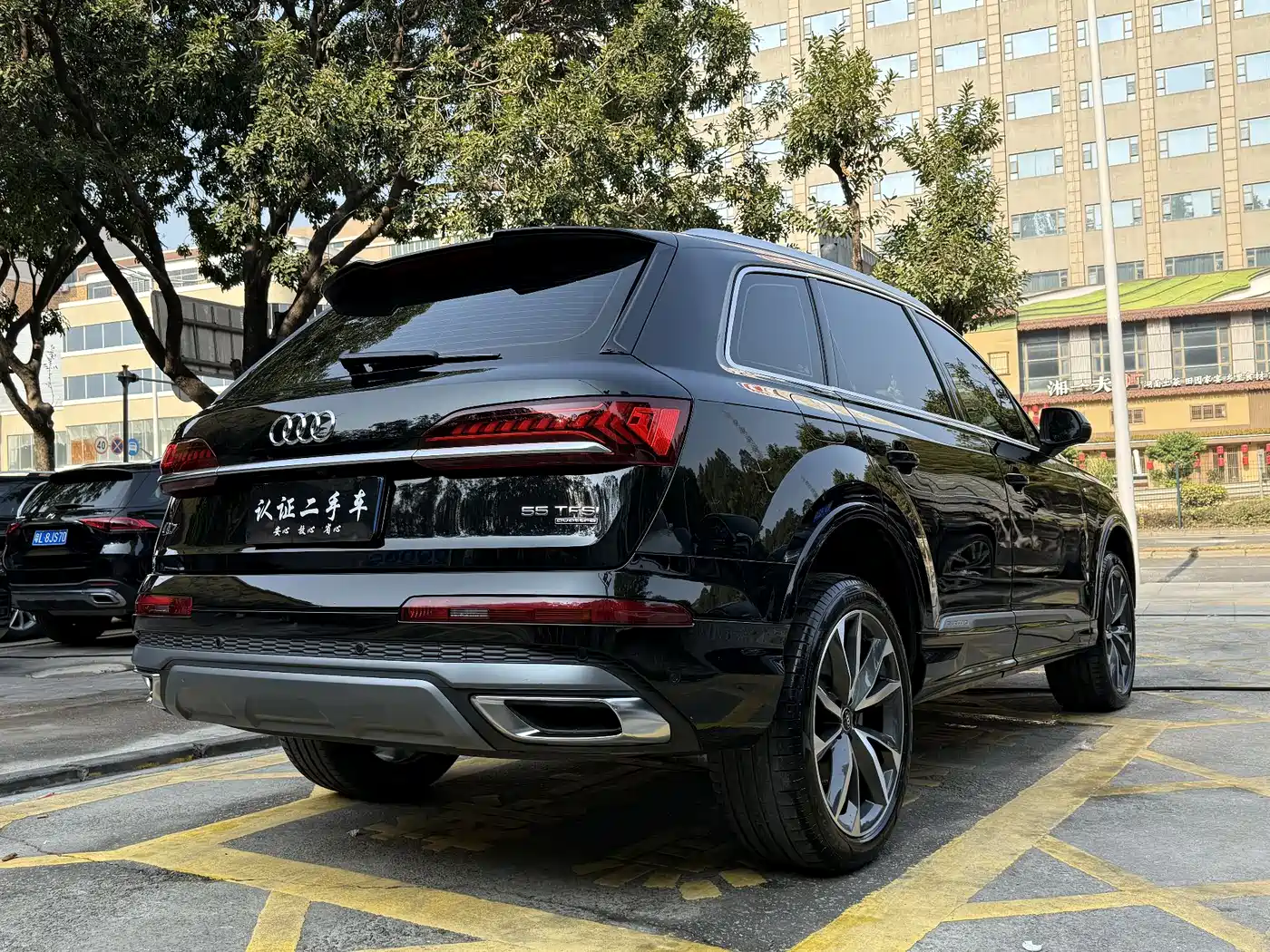 AUDI Q7