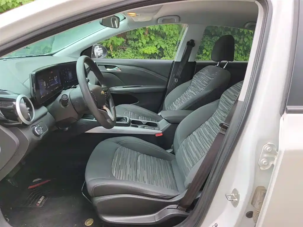 Chevrolet Monza 2024 1.5L Dual-Clutch Enjoyment Edition фото 15