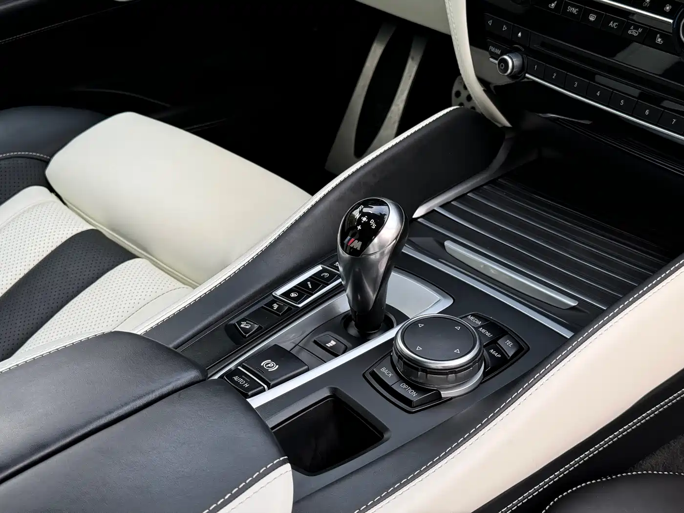 BMW X5 M 2015 X5 M фото 19