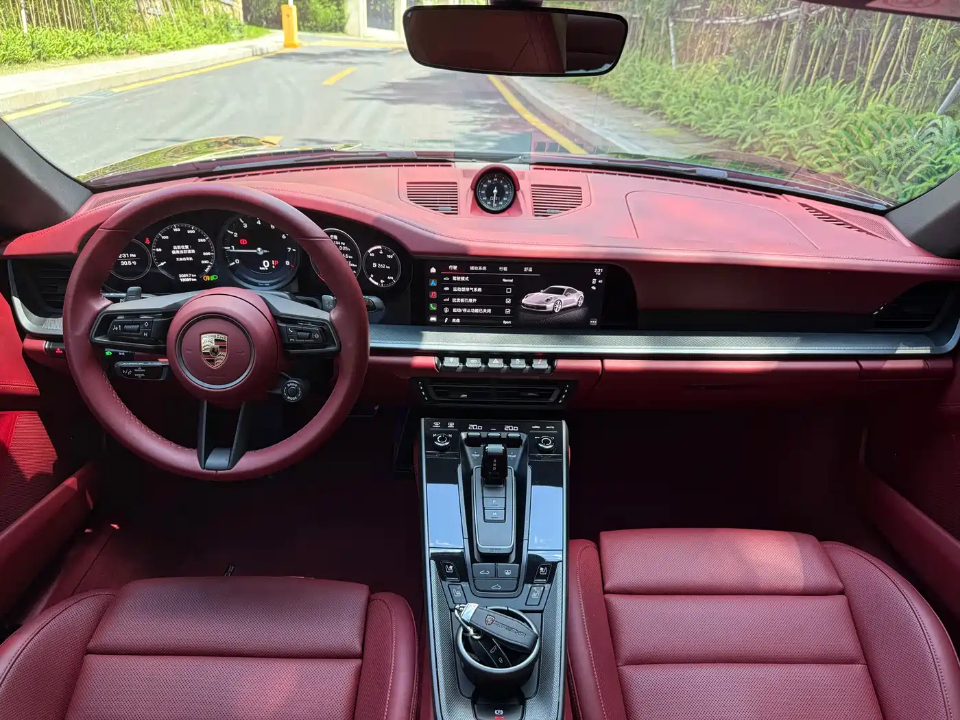 Porsche 911 2023 Carrera 3.0T фото 9