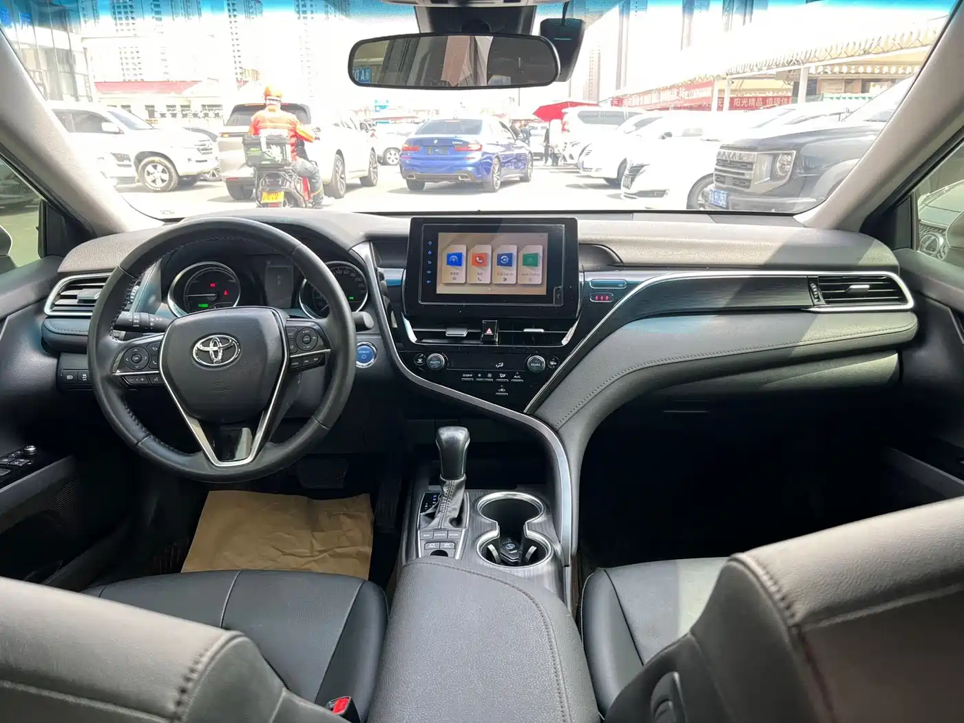 Toyota Camry 2021 Hybrid 2.5HGVP Leading Edition фото 7