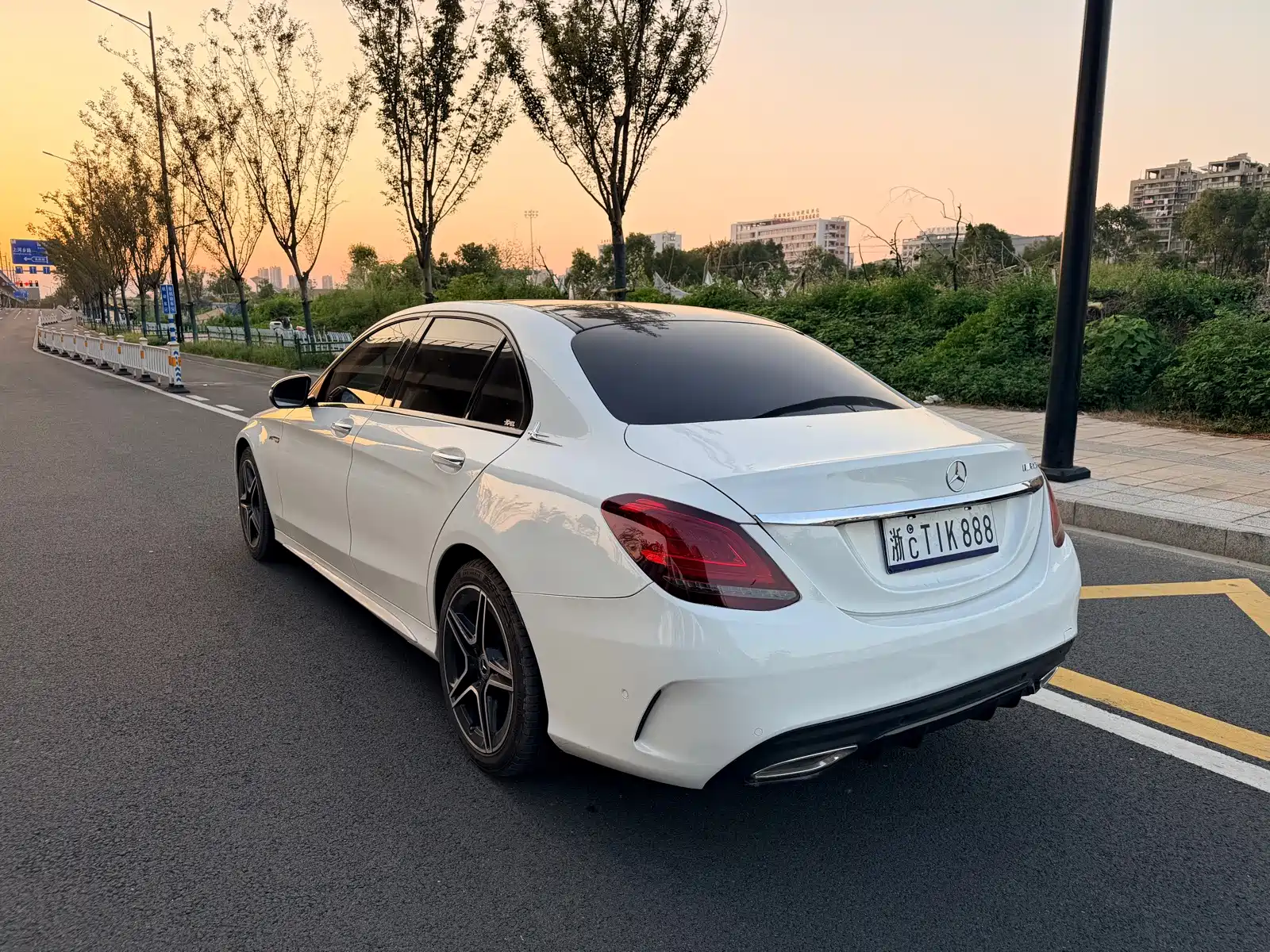 Фото 8 - Mercedes-Benz C-Class