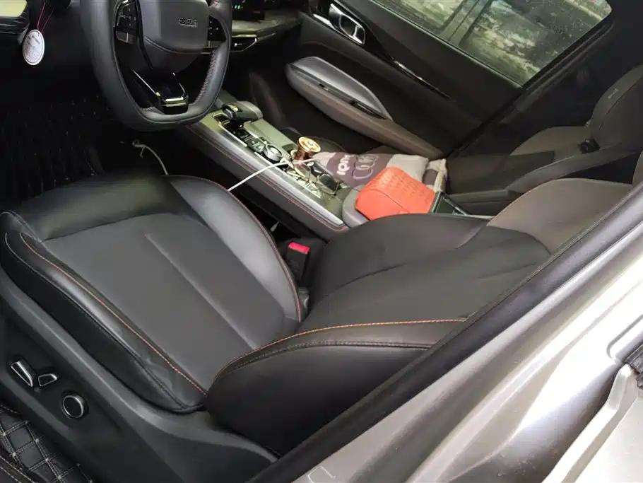 CHANGAN CHANGAN AUCHAN Z6 NEW ENERGY