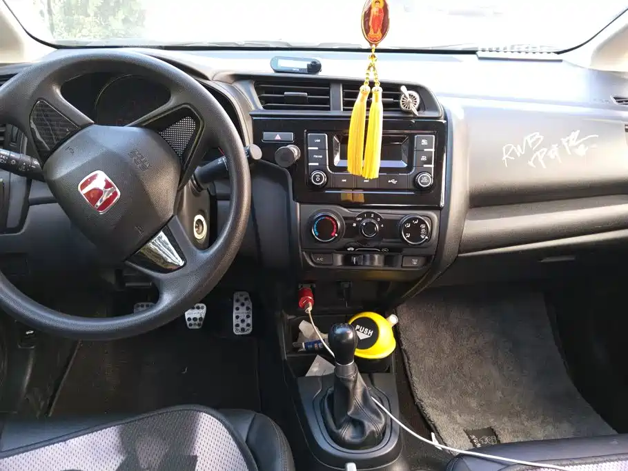 صورة 12 - Honda Fit