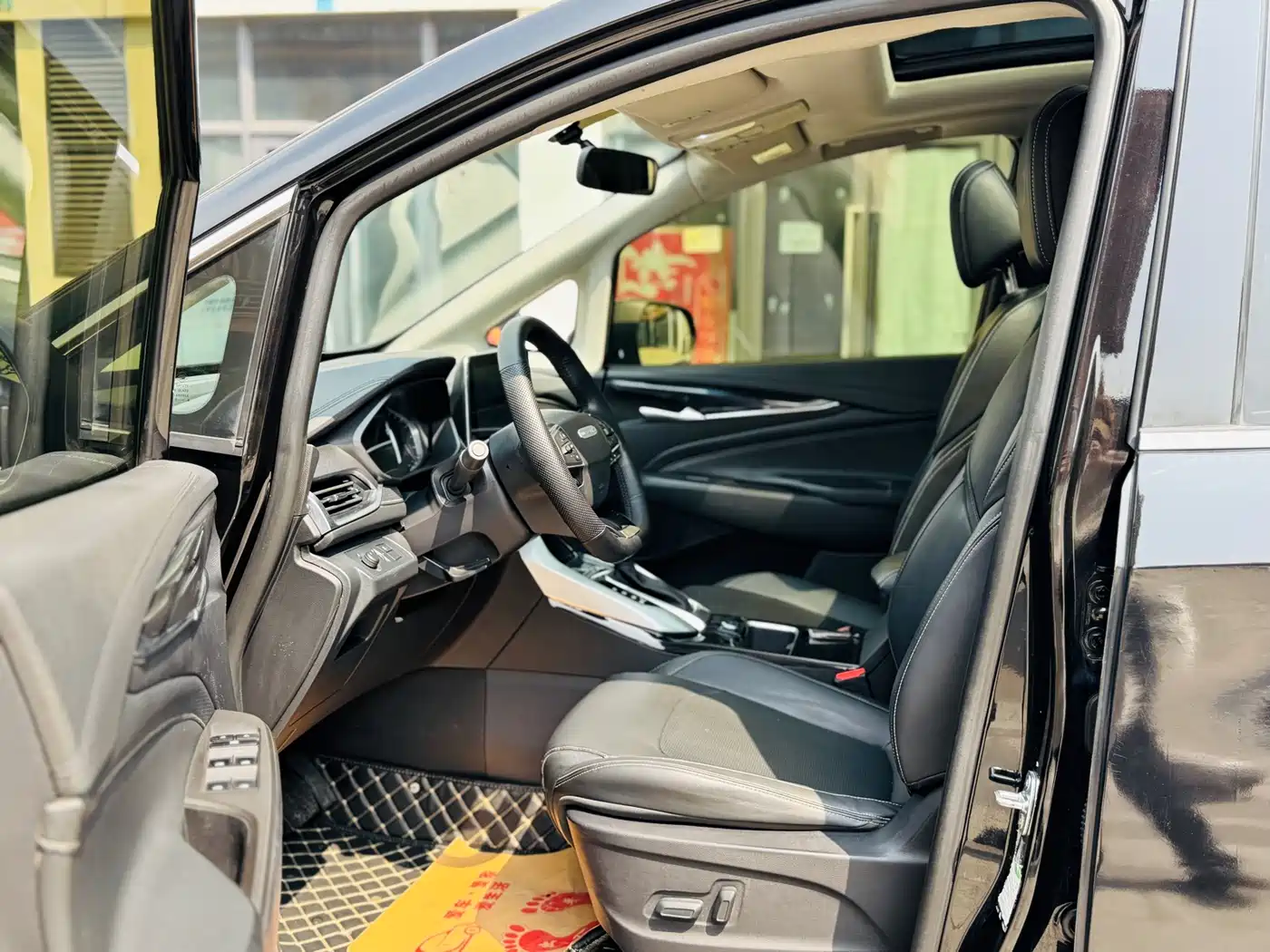 SAIC Maxus Maxus G50 2019 1.5T Automatic Elite Edition China VI фото 10