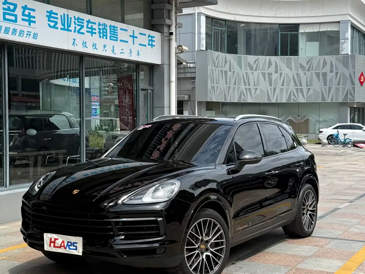 Фото 4 - Porsche Cayenne