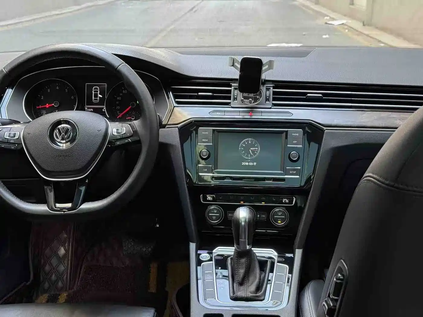 Volkswagen Magotan 2018 380TSI DSG Luxury фото 4