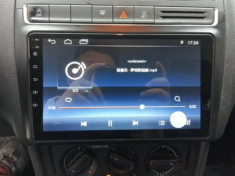 Volkswagen Polo 2018 1.5L Auto Safe Drive фото 13
