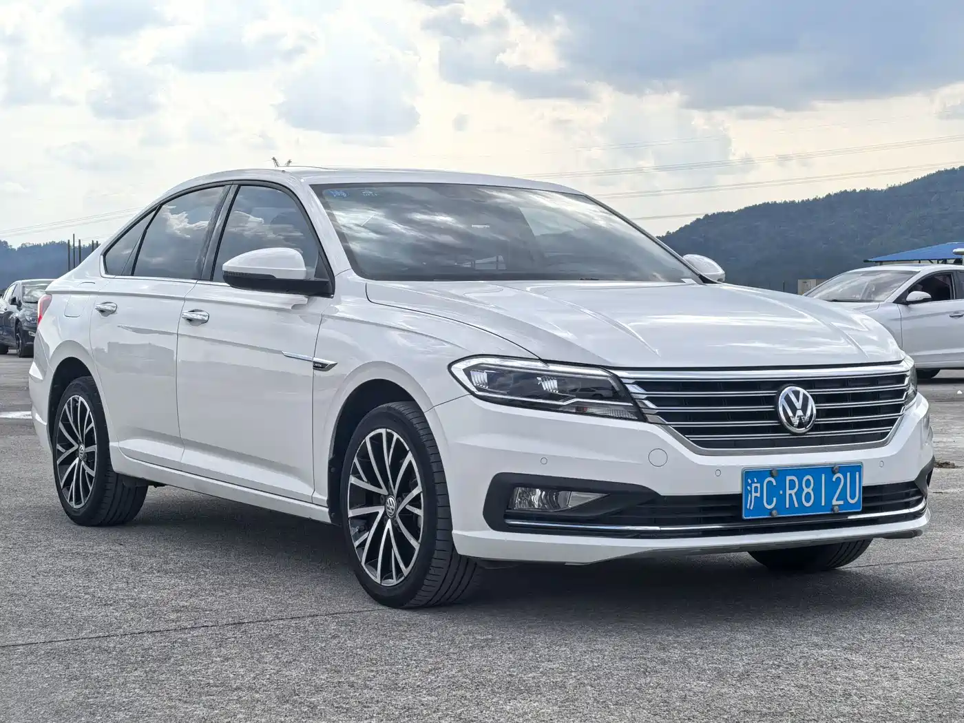 Volkswagen Lavida 2019 280TSI DSG Luxury Edition China VI фото 3