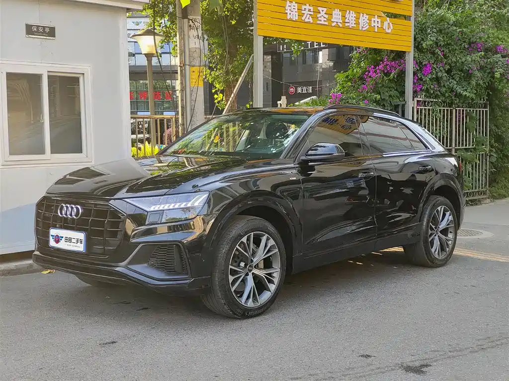 Audi Q8 2022 55 TFSI Luxury Dynamic