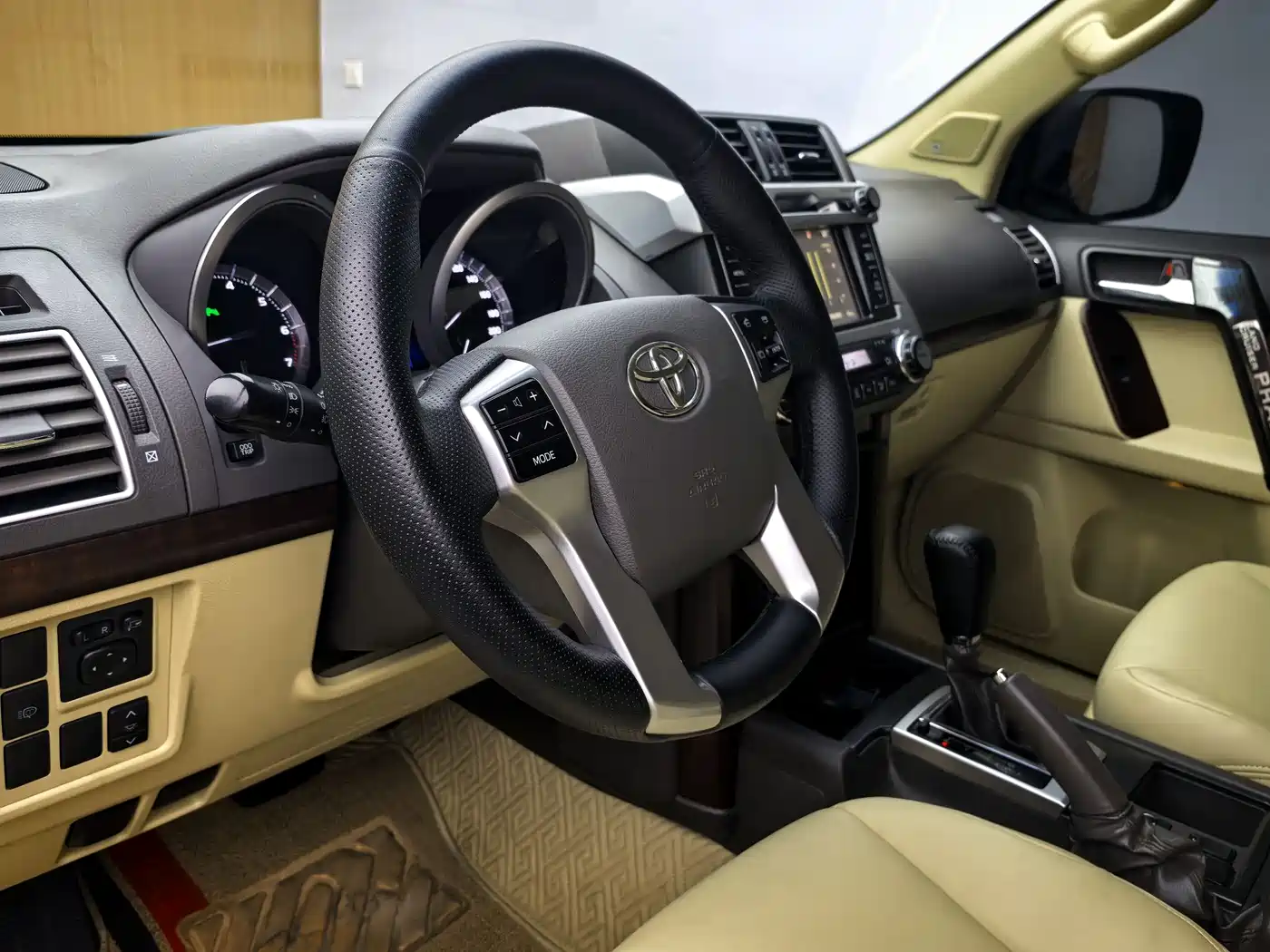 Toyota Prado 2016 3.5L Auto TX-L NAVI фото 7