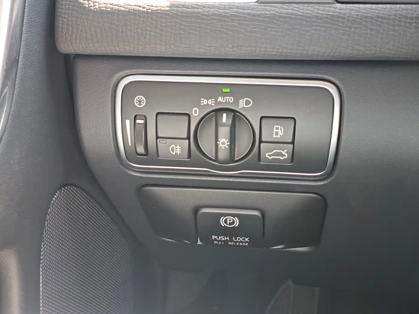 Volvo XC60 (Import) 2014 2014 T6 Smart Comfort Edition
