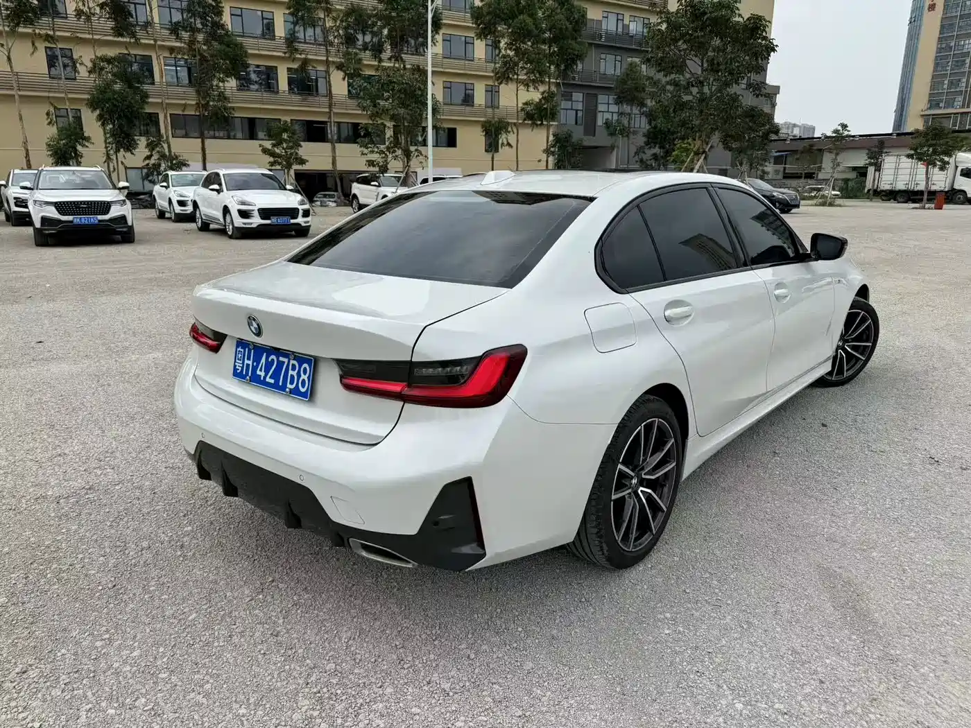 BMW 3 Series 2023 320Li M Sport Package фото 5