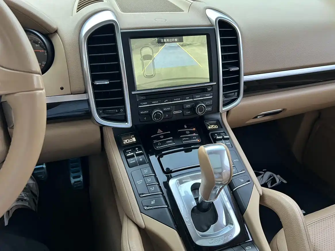 Porsche Cayenne 2011 Cayenne 3.0T фото 4