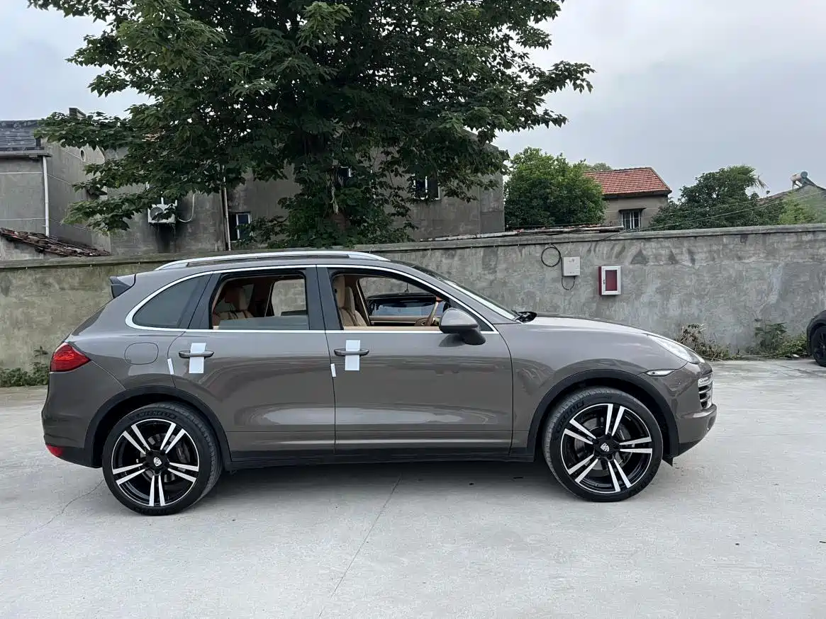 Porsche Cayenne 2011 Cayenne 3.0T фото 15