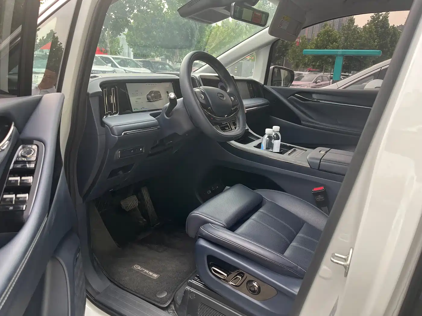 GAC Trumpchi Trumpchi Xiangwang M8 2025 Model QianKun Series Ultra First Class фото 4