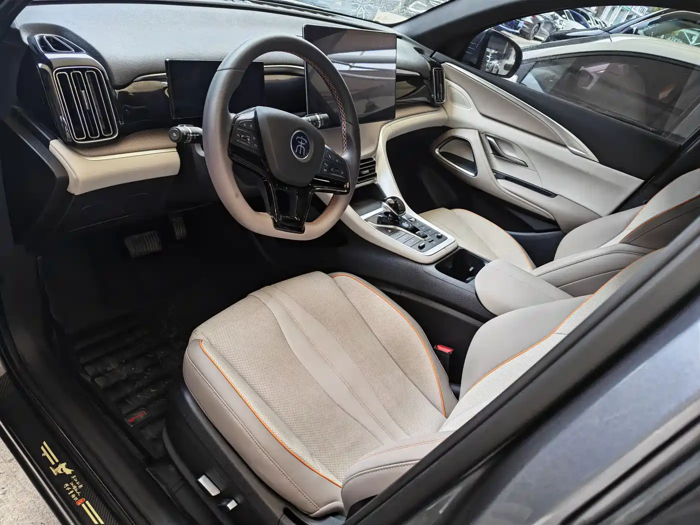 BYD Song Pro New Energy 2023 Champion Edition DM-i 110KM Excellence фото 4