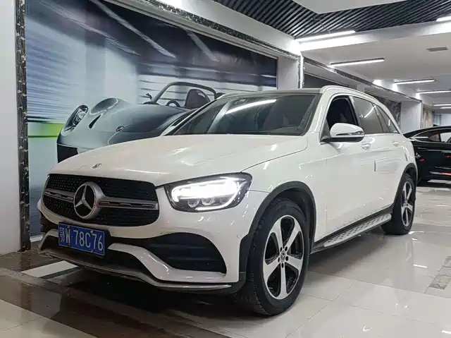 MERCEDES-BENZ GLC