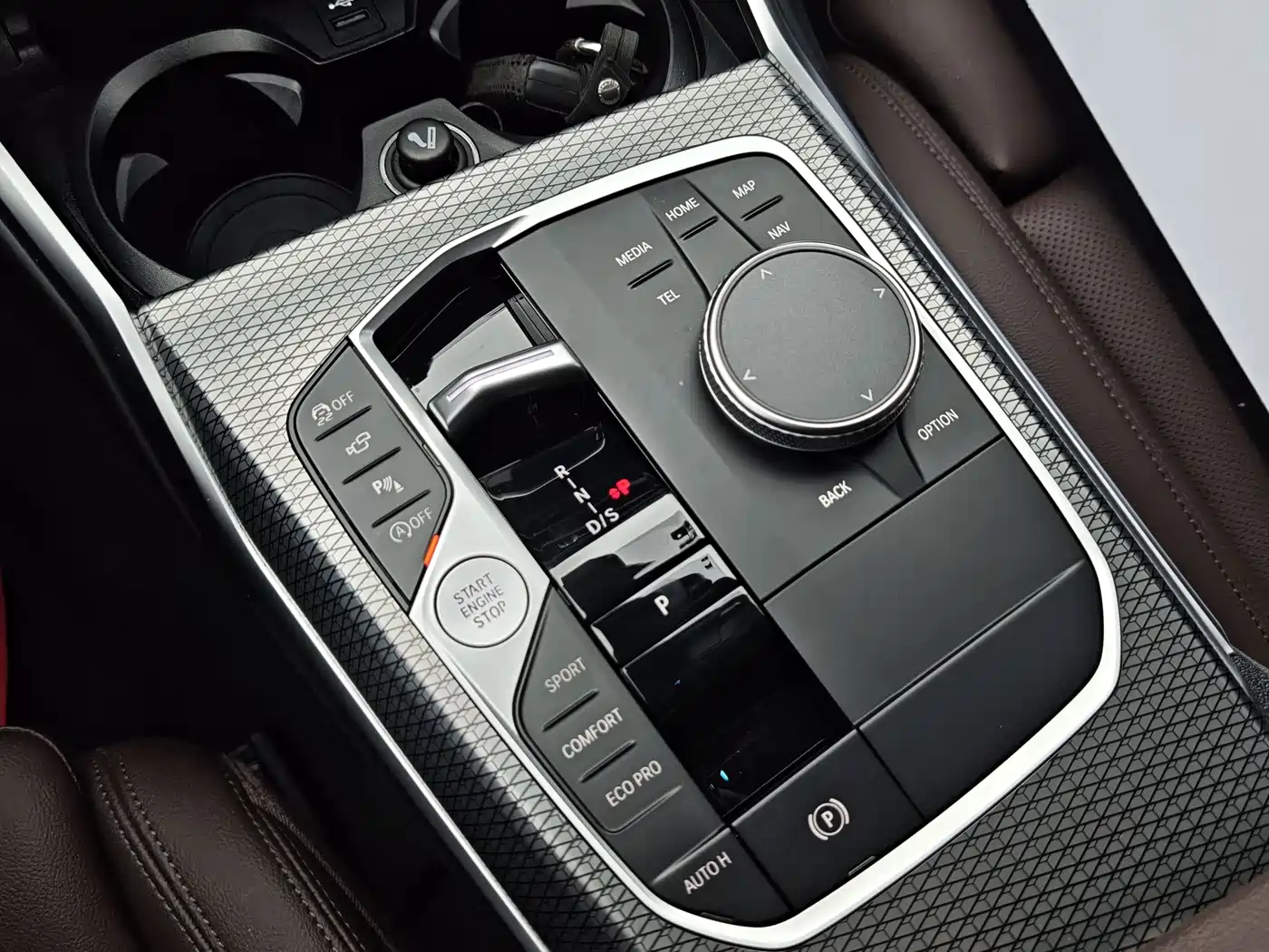 BMW 3 Series 2023 325Li M Sport Black Night Package фото 10