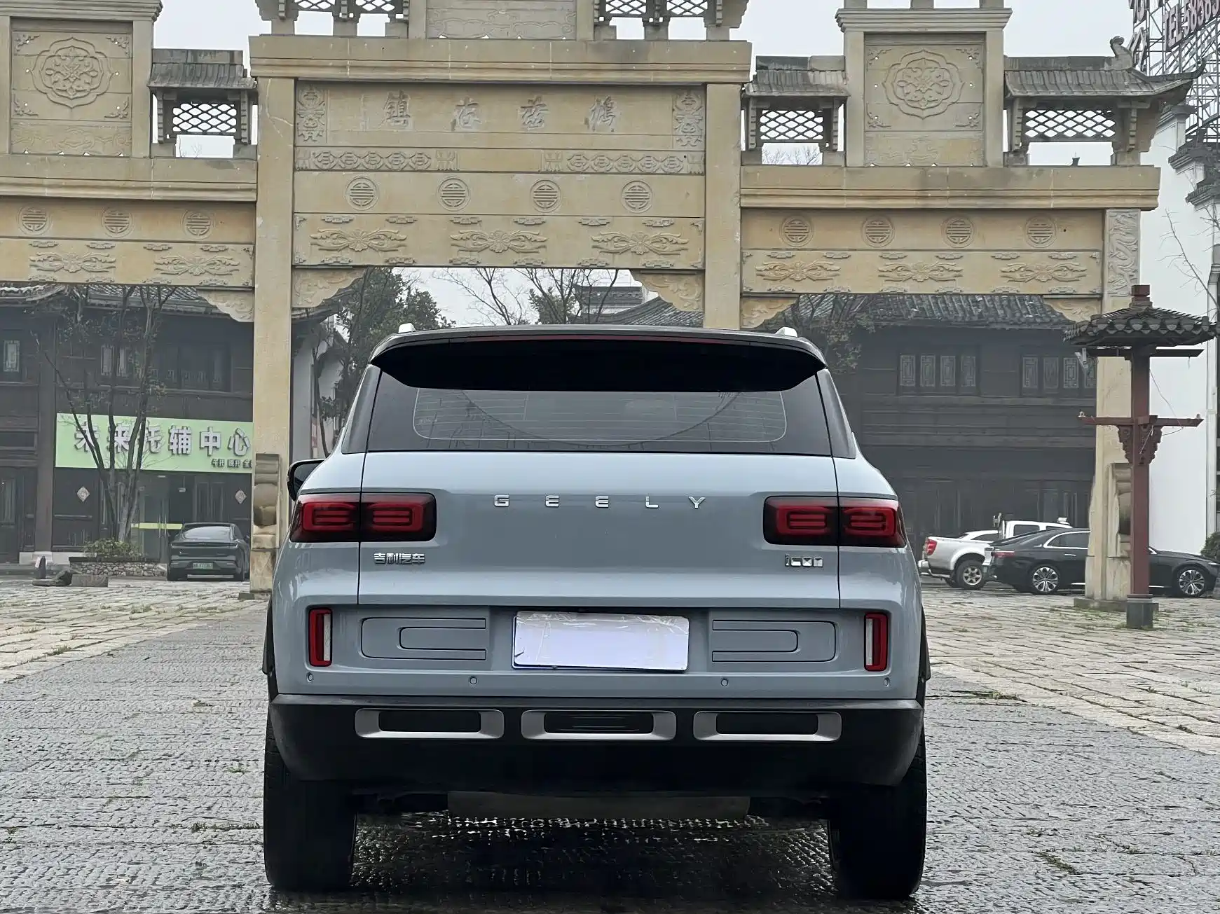 Фото 5 - Geely ICON