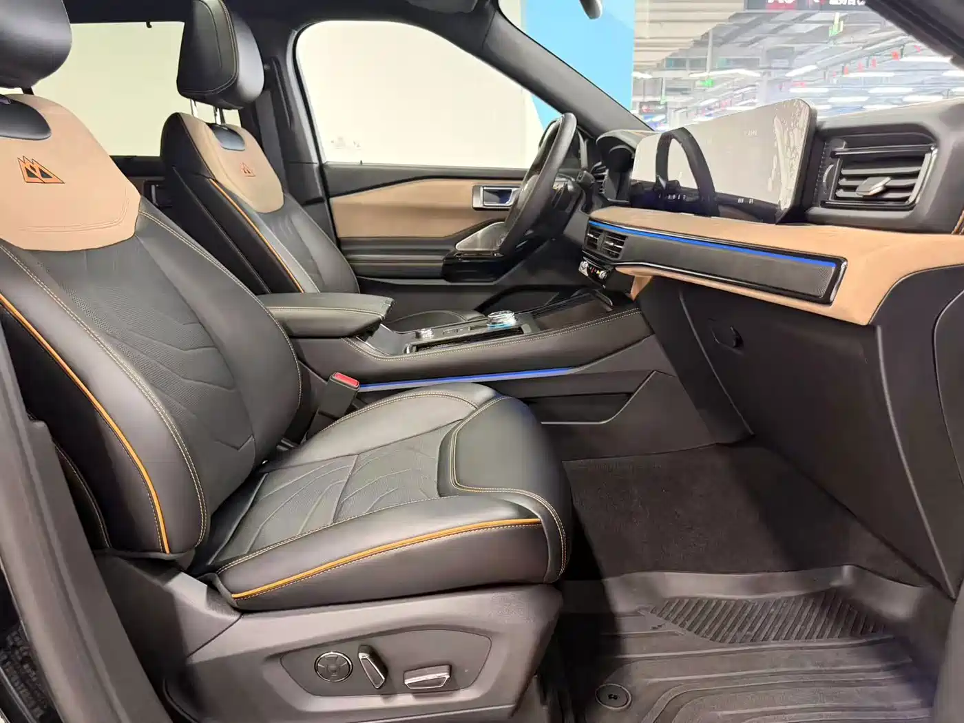 Ford Explorer 2025 2024 2.3T EcoBoost Kunlun Summit Edition 7-Seater