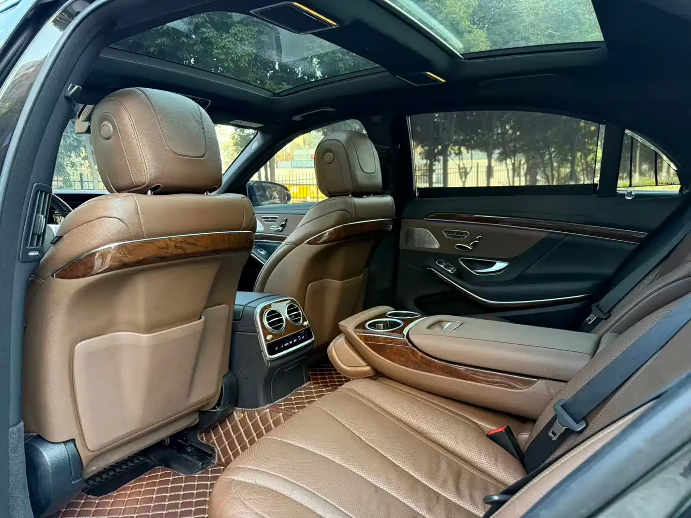 Mercedes-Benz S-Class 2017 S 400 L фото 26
