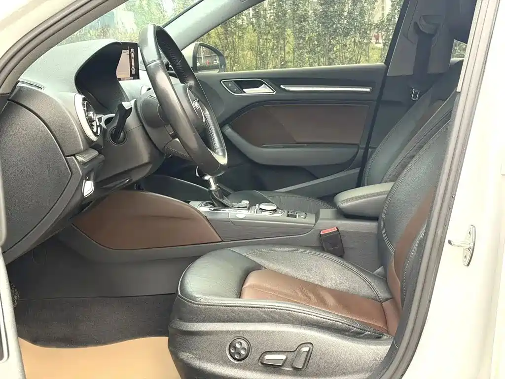 Фото 12 - Audi A3