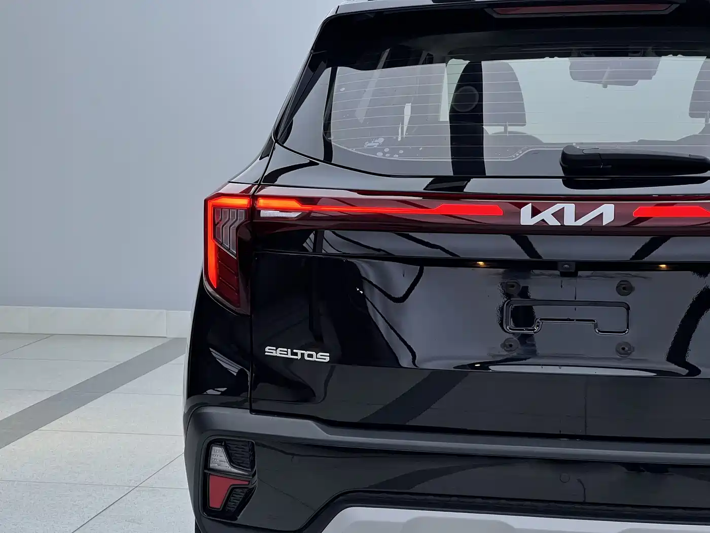 Kia Seltos 2023 1.5L CVT Luxury Edition фото 11
