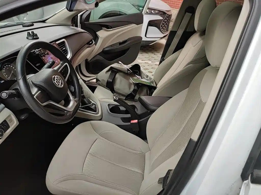 Buick Excelle 2015 15N Automatic Elite фото 8