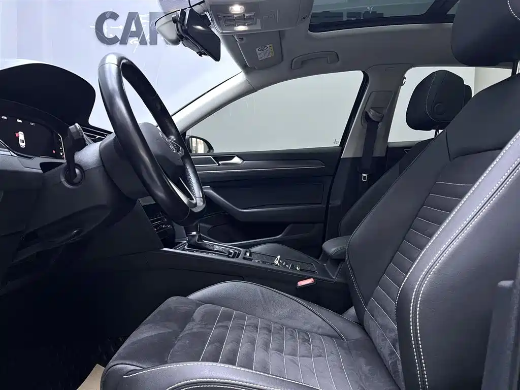 Volkswagen Magotan 2020 330TSI DSG Luxury фото 21