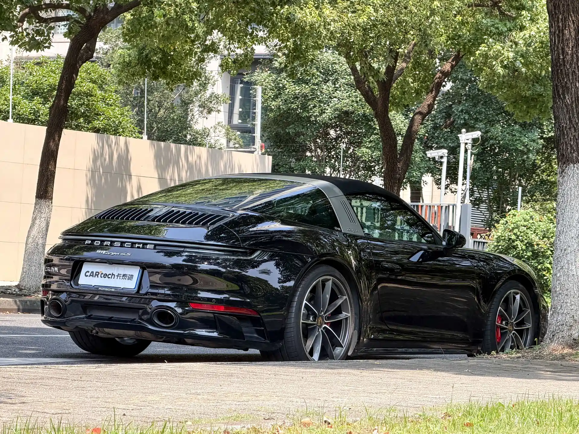 Photo 22 - Porsche 911