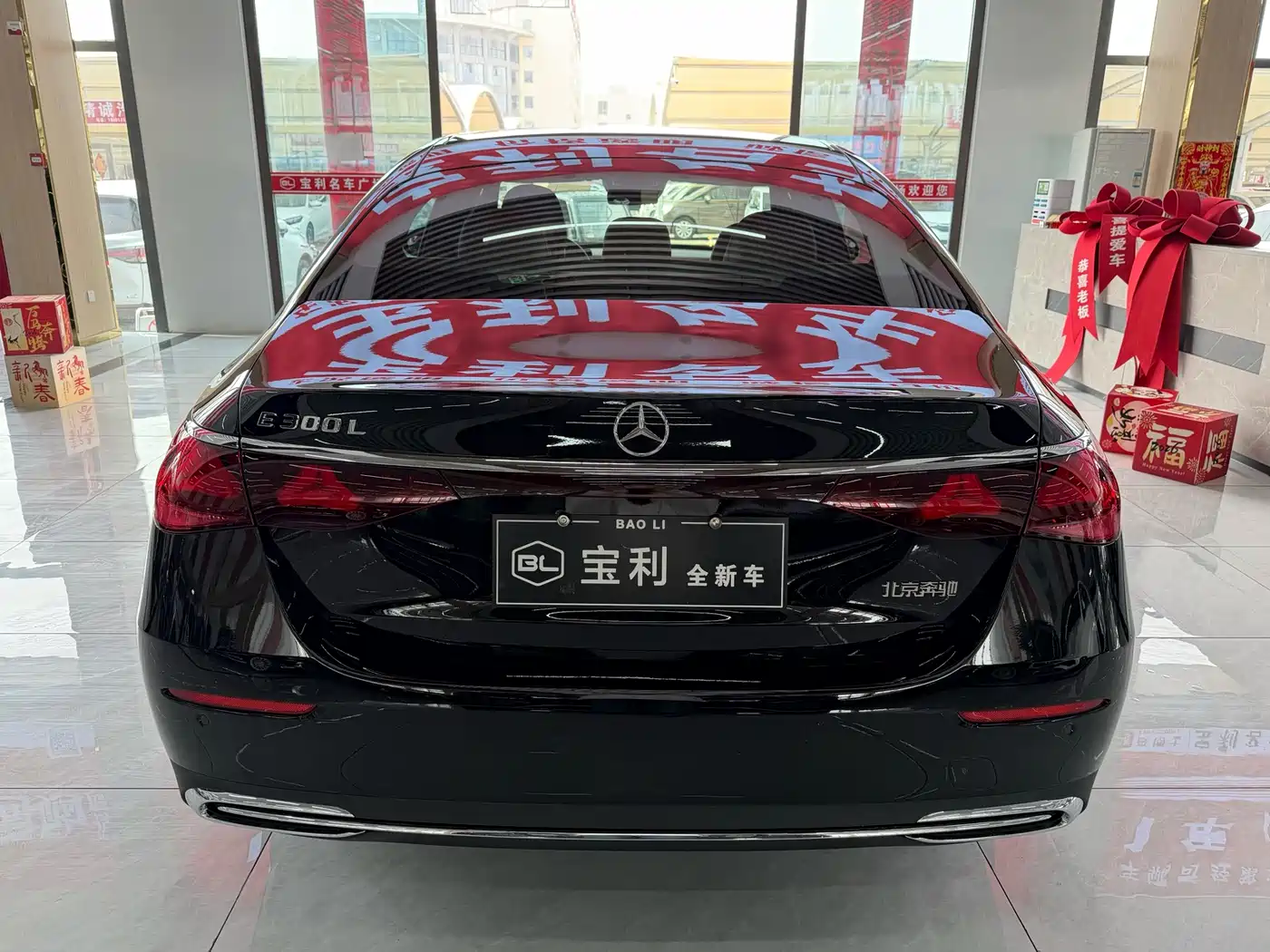 Mercedes-Benz E-Class 2026 E 300 L Luxury фото 6