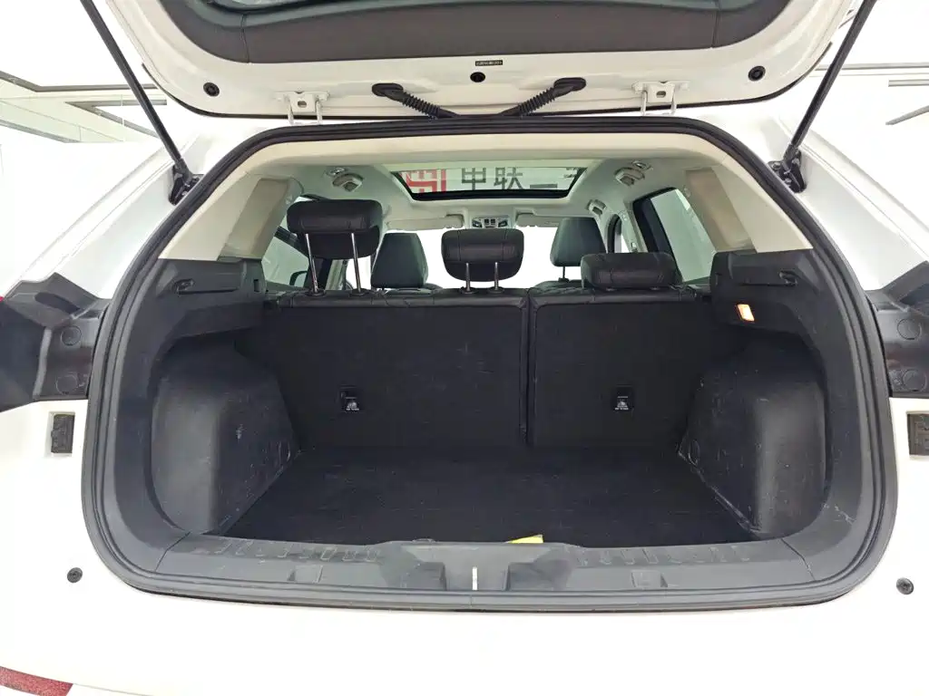 Photo 16 - Haval H6