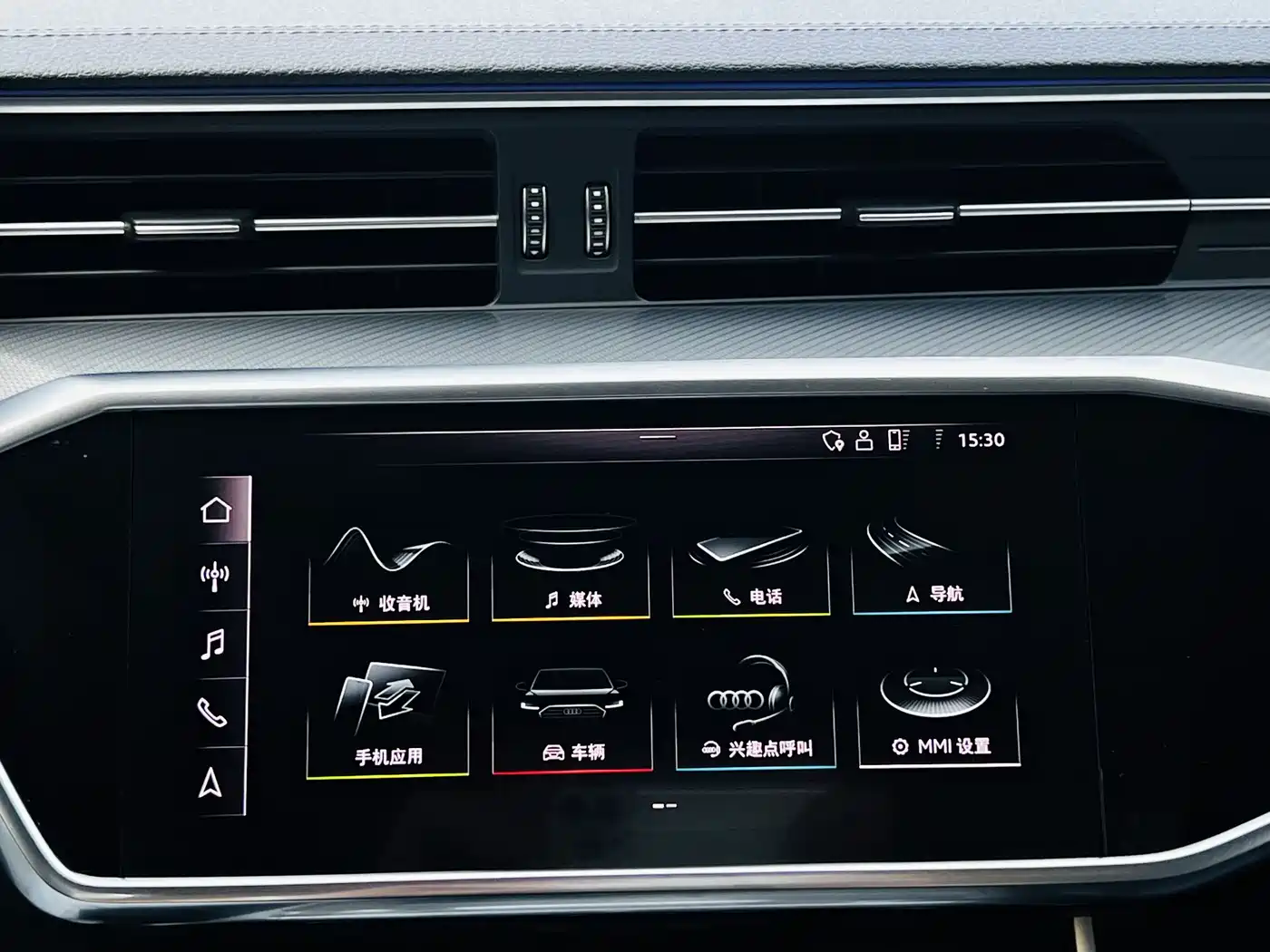Audi A6L 2019 45 TFSI quattro Exclusive Elegance фото 11
