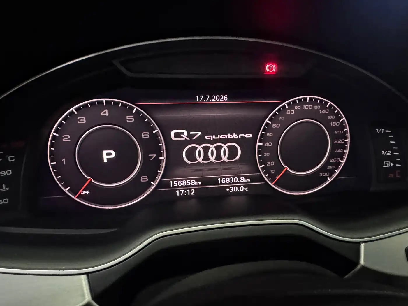 Фото 7 - Audi Q7