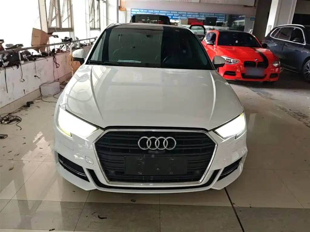 Audi A3 2019 Sportback 35 TFSI Fashion China VI фото 3