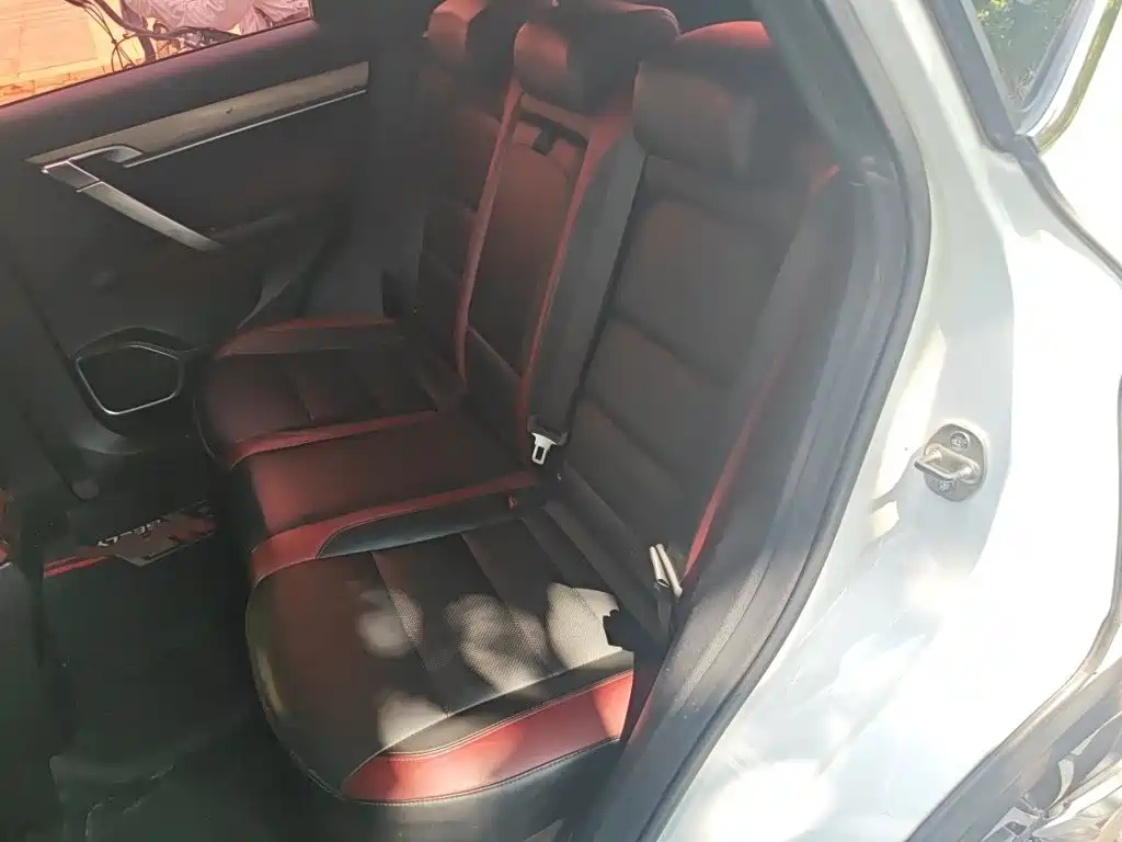 Geely Binyue 2019 2019 Sport 260T DCT Battle China V