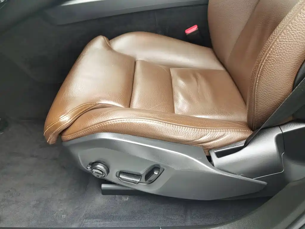 Photo 20 - Volvo XC60