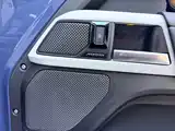 Photo 10 - Land Rover Defender
