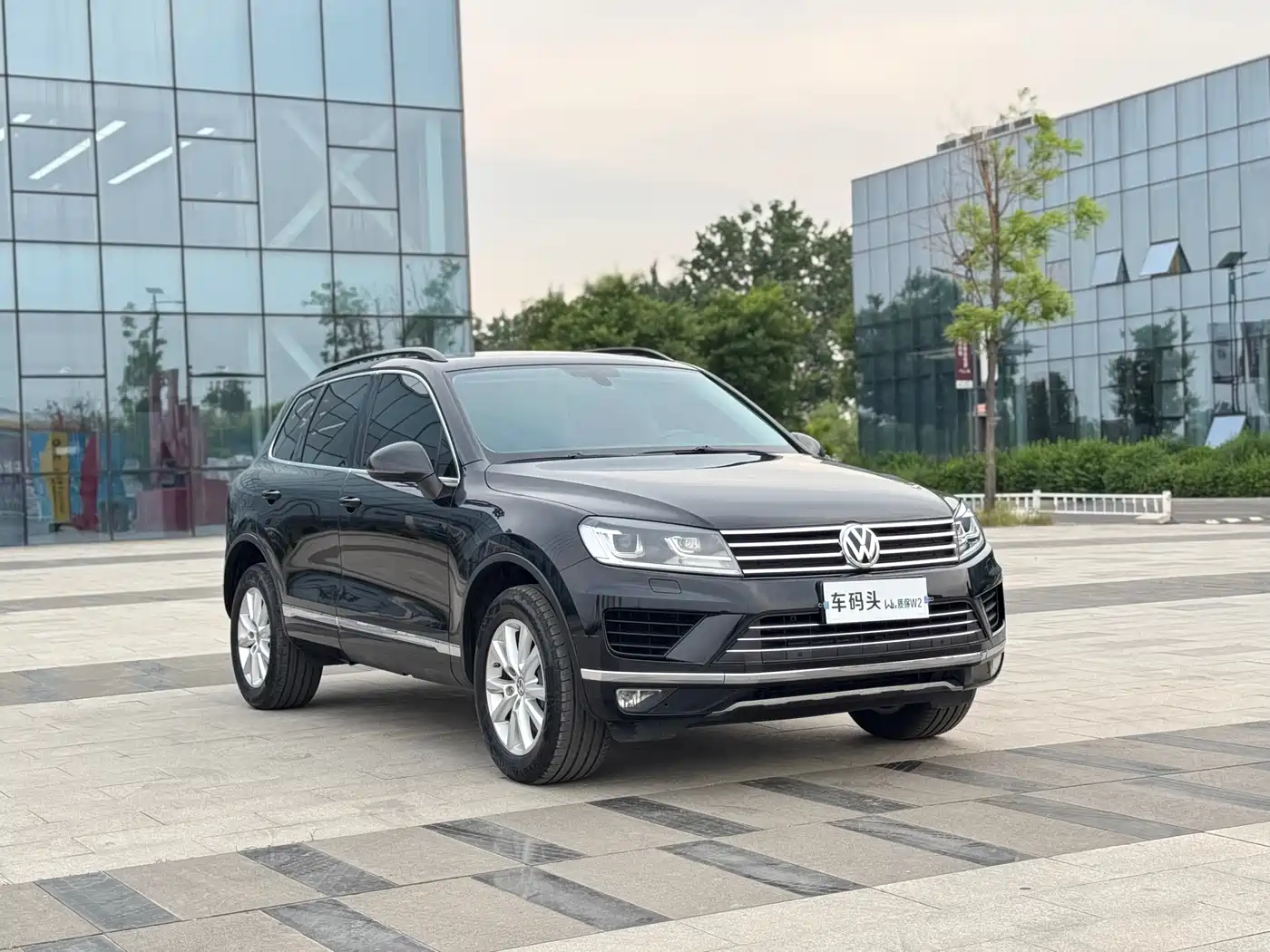 Volkswagen Touareg 2017 3.0TSI Explorer Edition фото 4