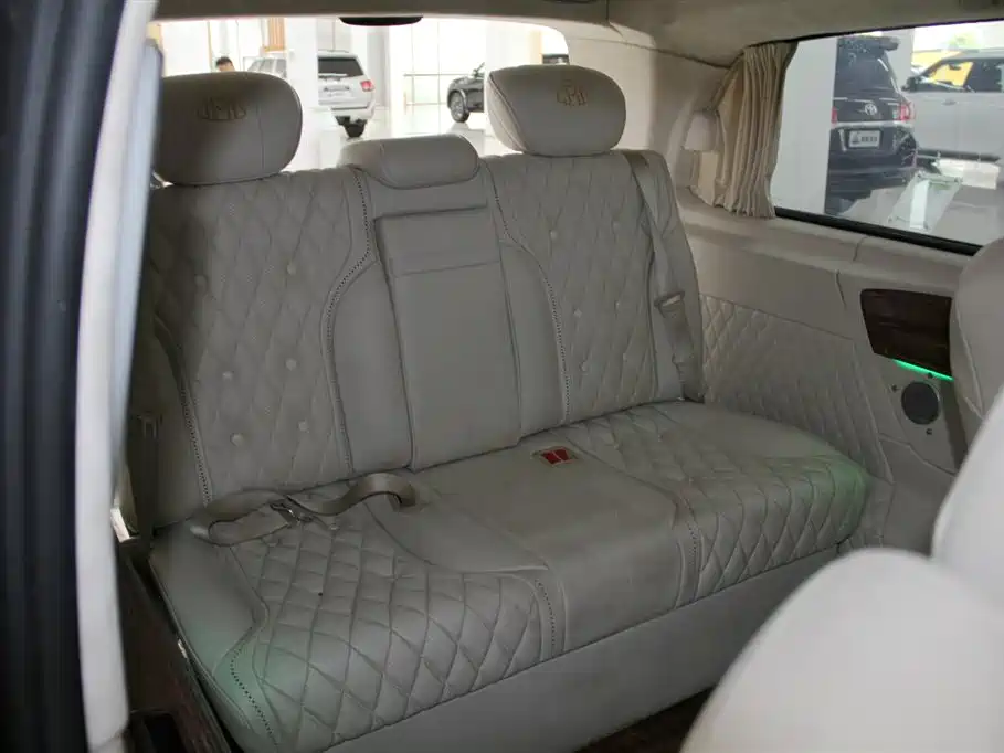 Mercedes-Benz Vito 2020 2.0T Business Edition (7-seater) фото 9